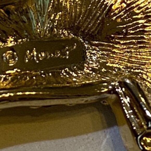 Vintage Monet Rhinestone-Encrusted Scottie Dog Brooch Pin with Black Bow Accent - Picture 6 of 6